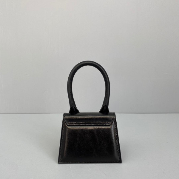 JACQUEMUS Le Chiquito Mini Bag