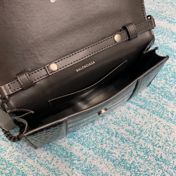 Ba*len*cia*ga hourglass chain bag