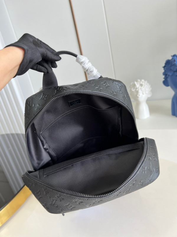 l0*is V*t0n dean backpack