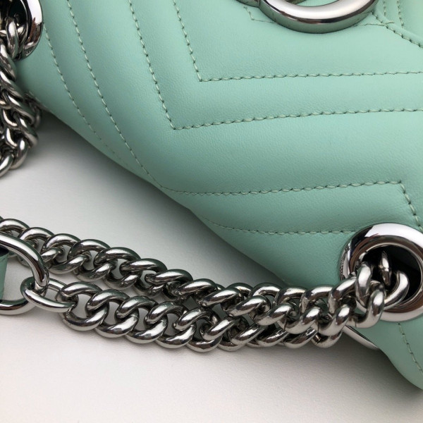 G*u*i gg marmont 22cm