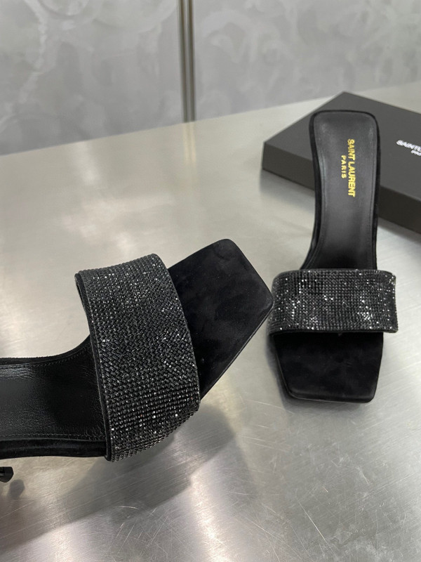 Y*L lucking evening mule