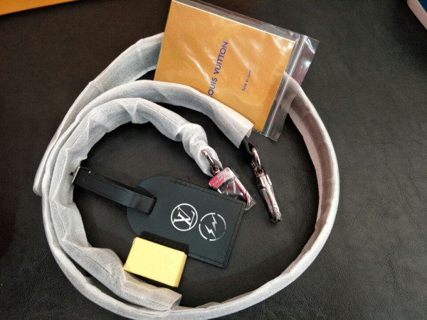 l0*is V*t0n keepall 55