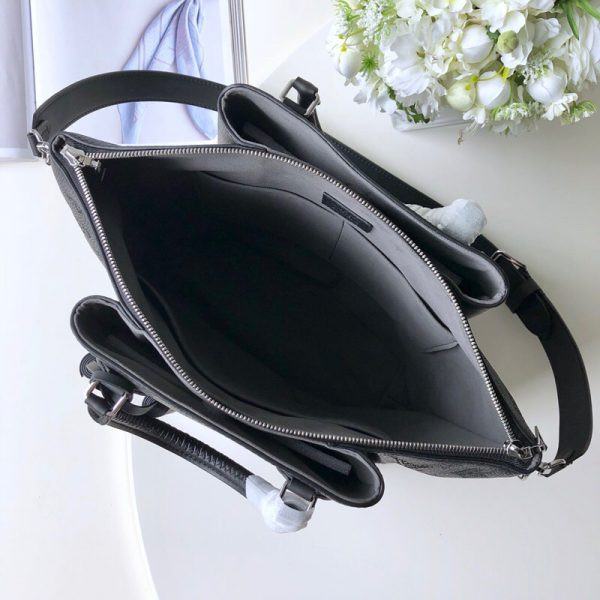 l0*is V*t0n haumea bag