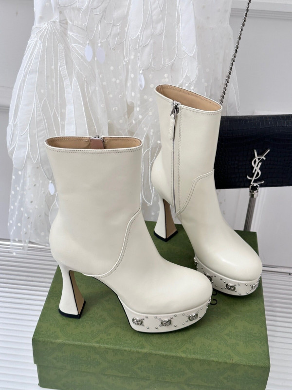 G*u*i gg leather platform ankle boots