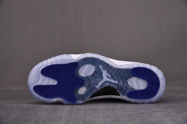 AIR JORDAN 11 RETRO "SPACE JAM 2016 RELEASE" 378037-003