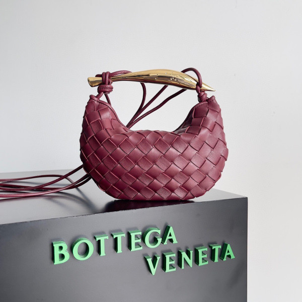 bo*te*ga Ve*ne*ta  mini sardine top handle bag