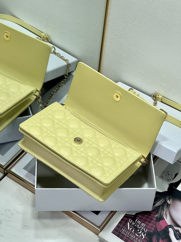 LADY DIRO-24*14*7.5CM