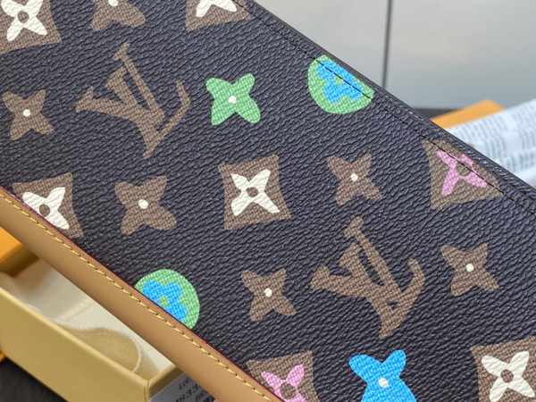 l0*is V*t0n brazza wallet-10*19*2cm