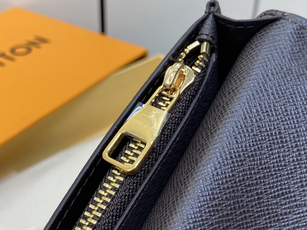 l0*is V*t0n brazza wallet-10*19*2cm