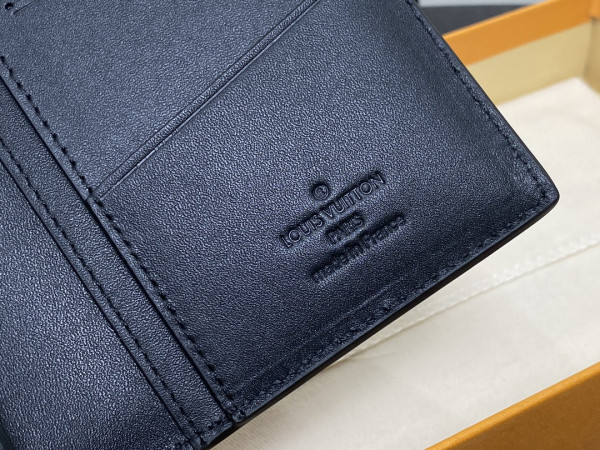 l0*is V*t0n brazza wallet-10*19*2cm