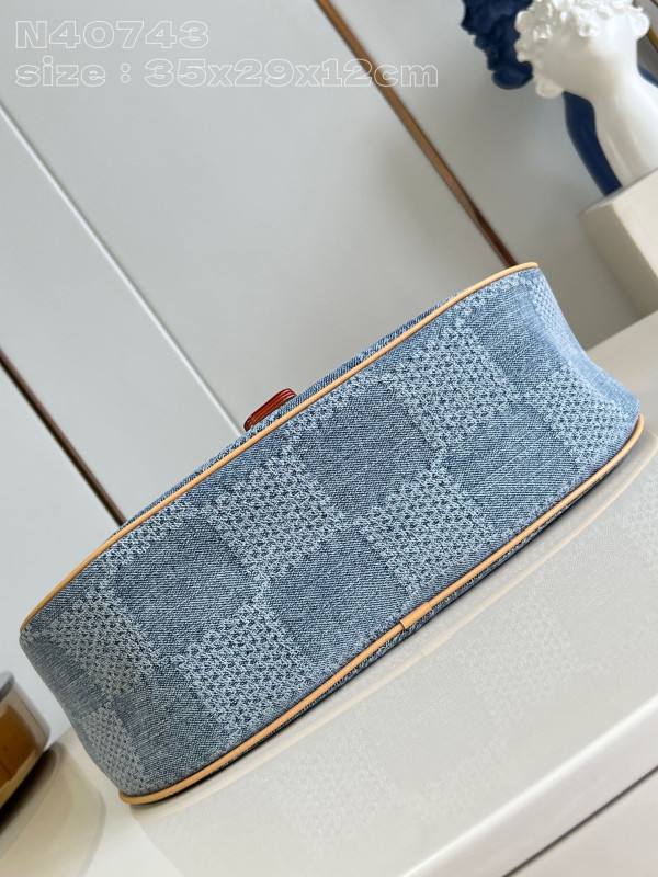 l0*is V*t0n montsouris messenger mm