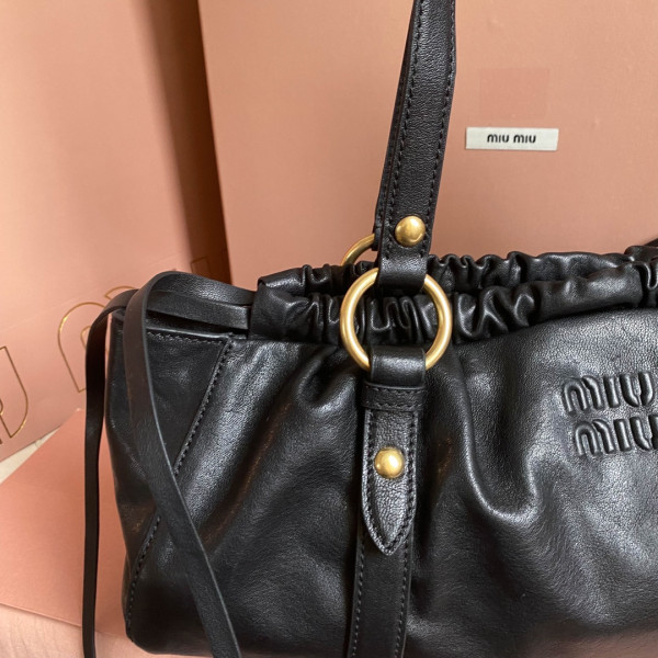 M*um*u joie nappa leather bag-44 x 16 x10.5cm