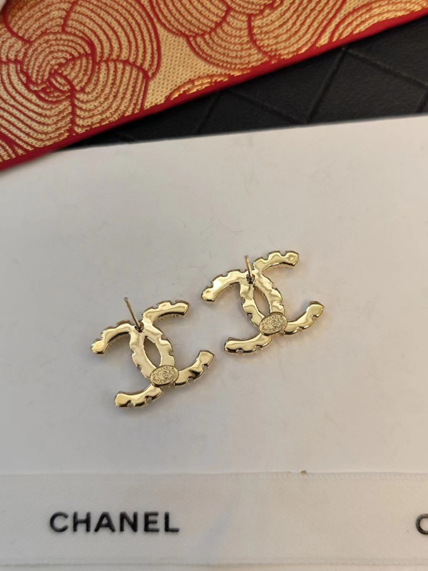 CL EARRINGS