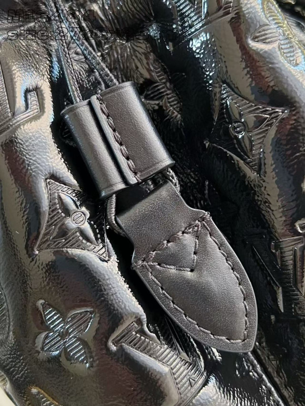 l0*is V*t0n noé trunk pm