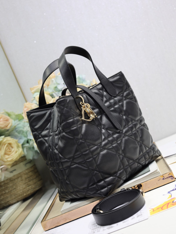 Medium Diro Toujours Vertical Tote Bag-23*24*16CM