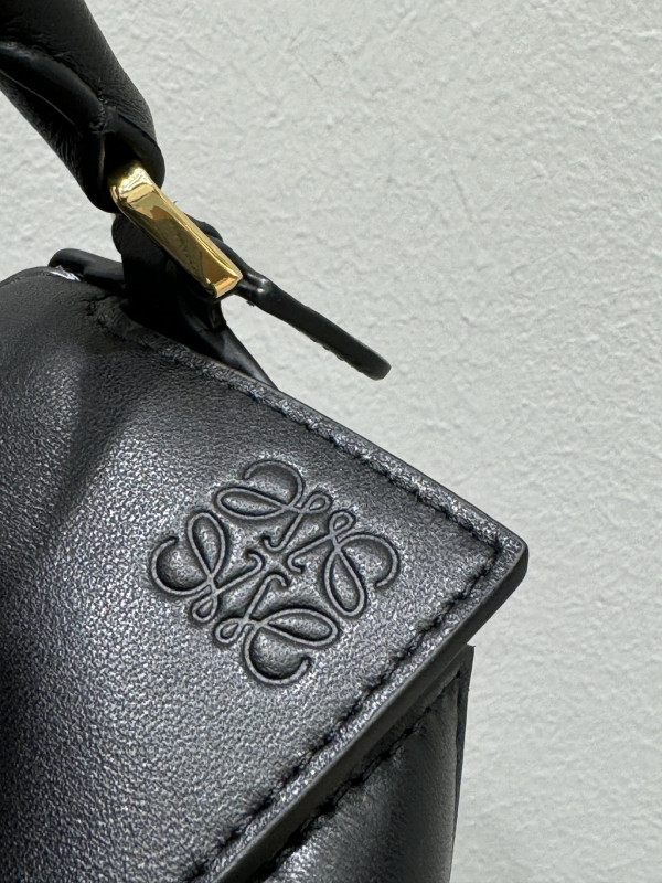 Lowee Small Puzzle Bag-24*16*10.5cm