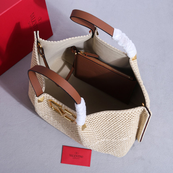 VALENTINO MEDIUM STRAW SUMMER TOTE