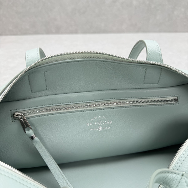 Ba*len*cia*ga carrie bowling bag - 34*12*12cm